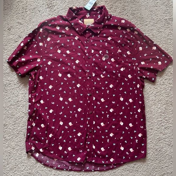 Santa Claus men’s button up shirt with front pocket.  new.  short sleeve - Picture 3 of 11
